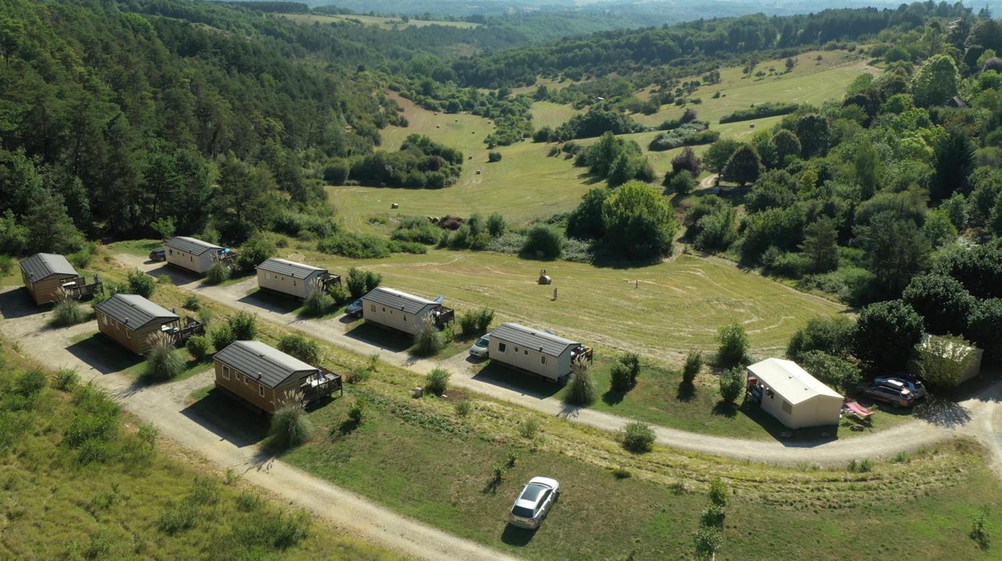 Camping Les Terrasses De Dordogne Rouffignac Saint-Cernin Екстер'єр фото