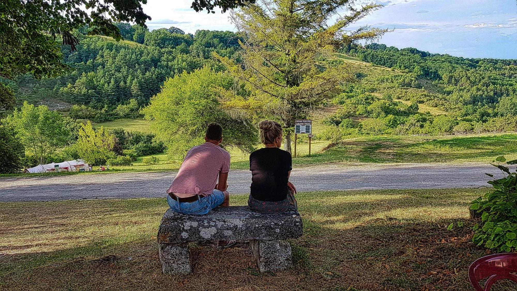 Camping Les Terrasses De Dordogne Rouffignac Saint-Cernin Екстер'єр фото
