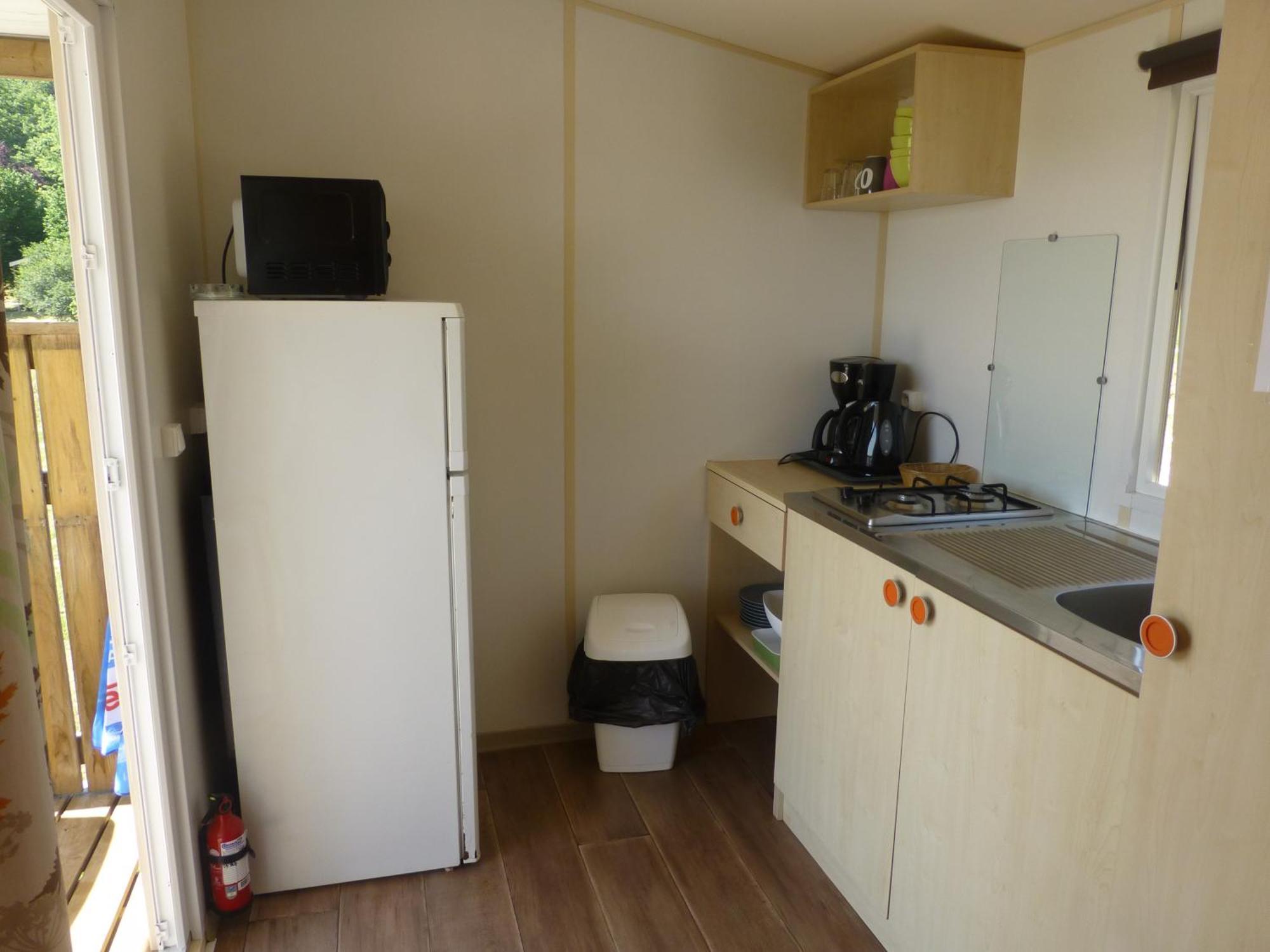 Camping Les Terrasses De Dordogne Rouffignac Saint-Cernin Номер фото