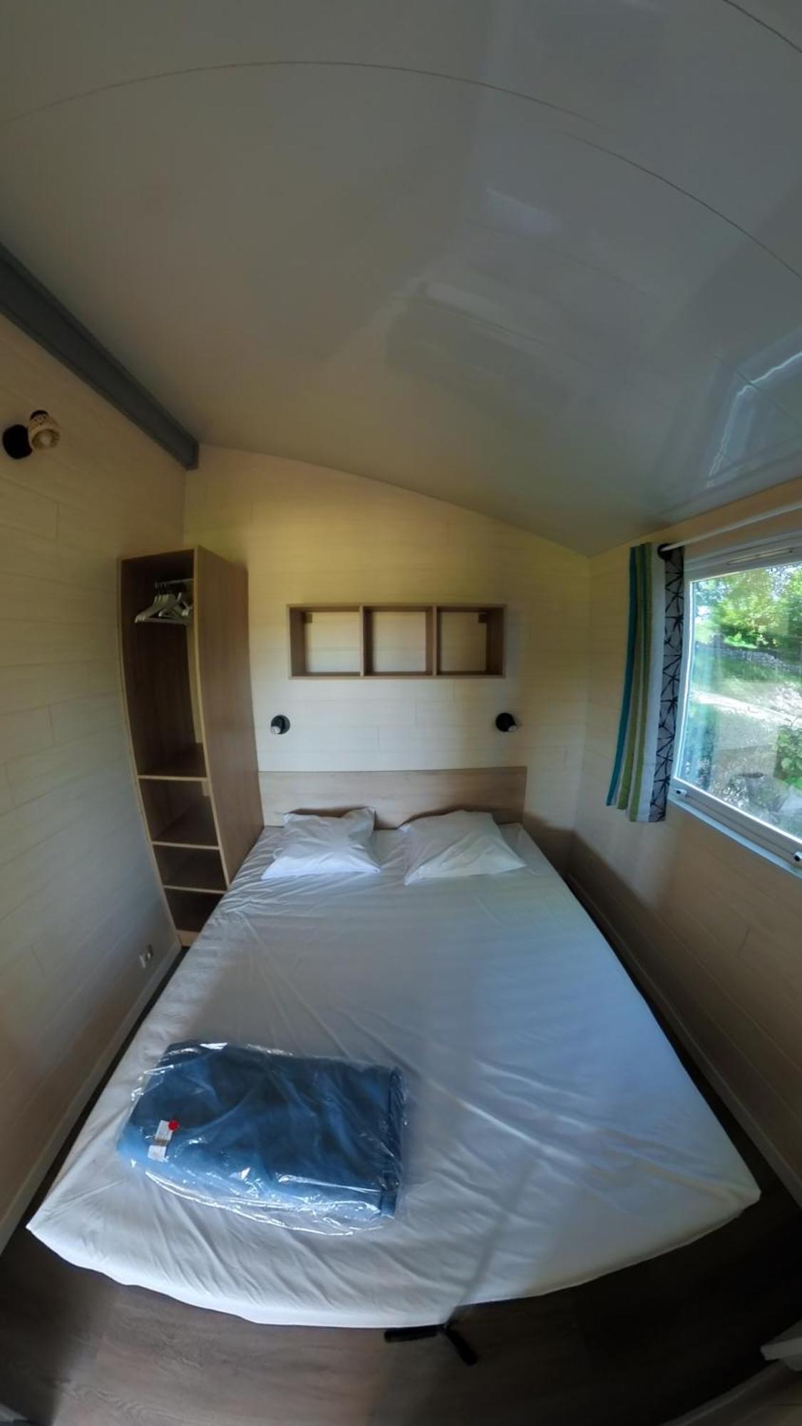 Camping Les Terrasses De Dordogne Rouffignac Saint-Cernin Номер фото
