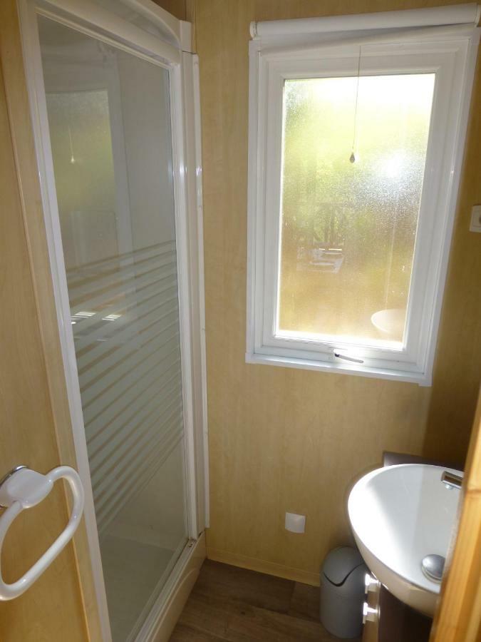 Camping Les Terrasses De Dordogne Rouffignac Saint-Cernin Екстер'єр фото